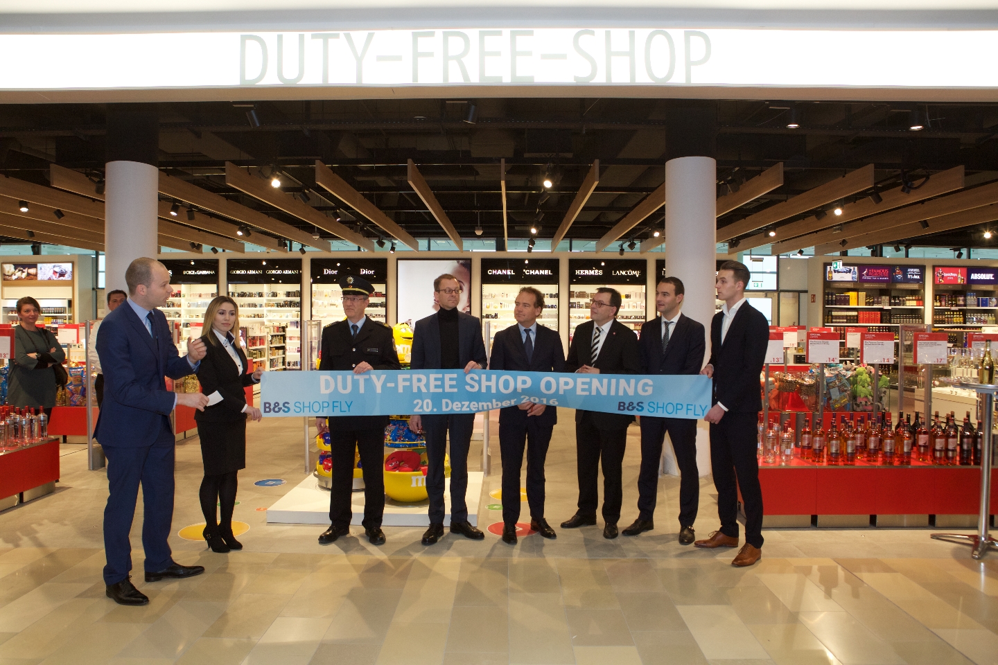 Building the footprint B&S inaugurates new duty free stores at Bremen