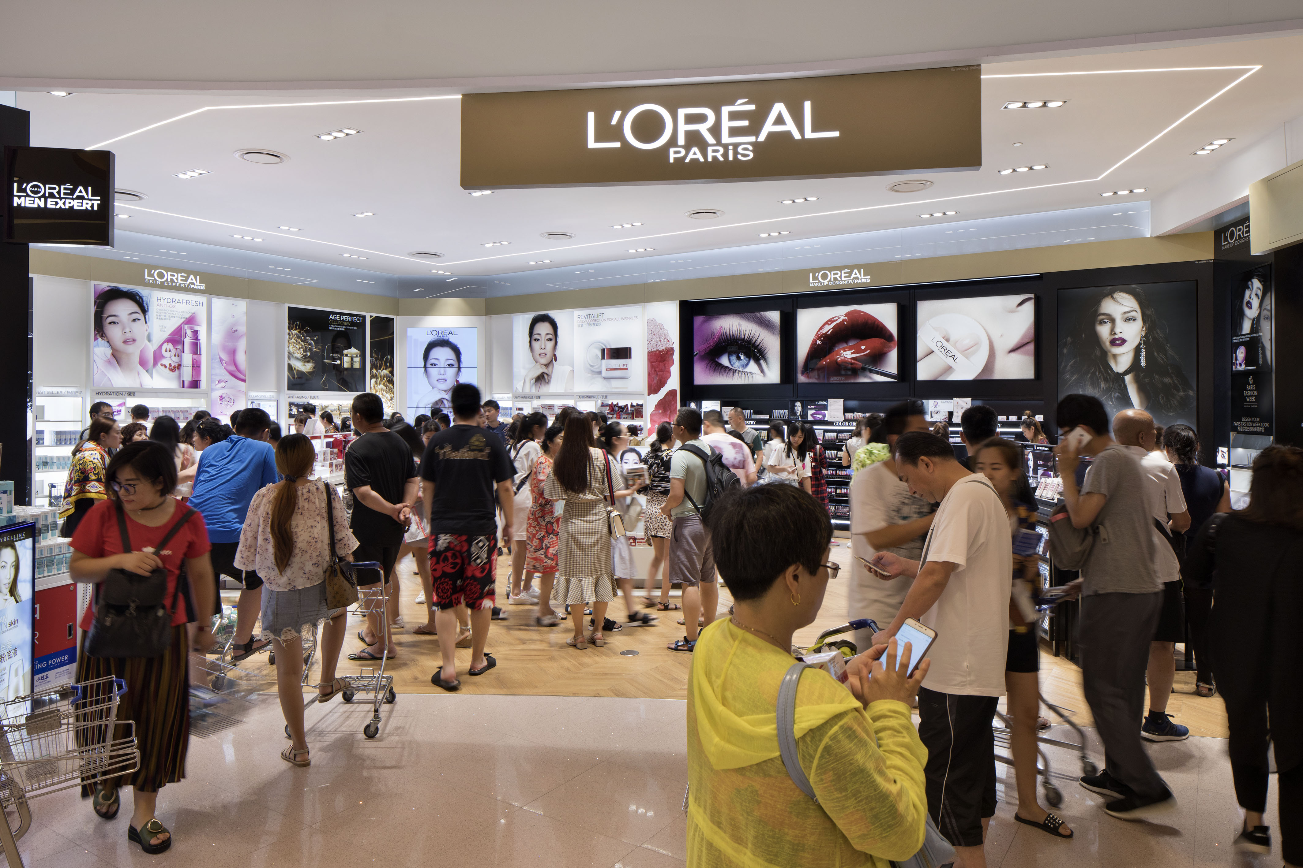 L’Oréal Paris targets middle class Chinese travellers with Bangkok upgrade - The Moodie Davitt Report