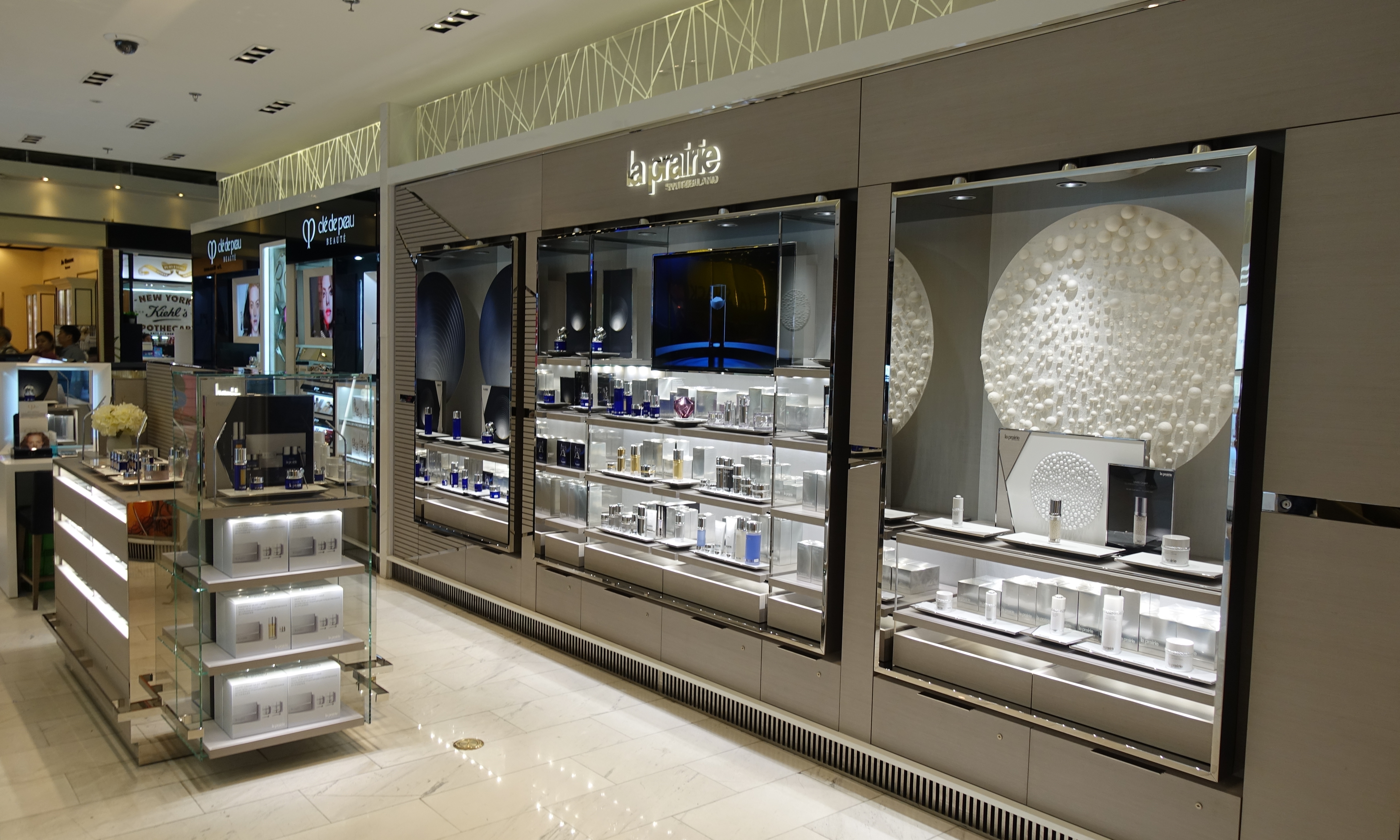 “Quest for timeless beauty” La Prairie unveils new travel retail store