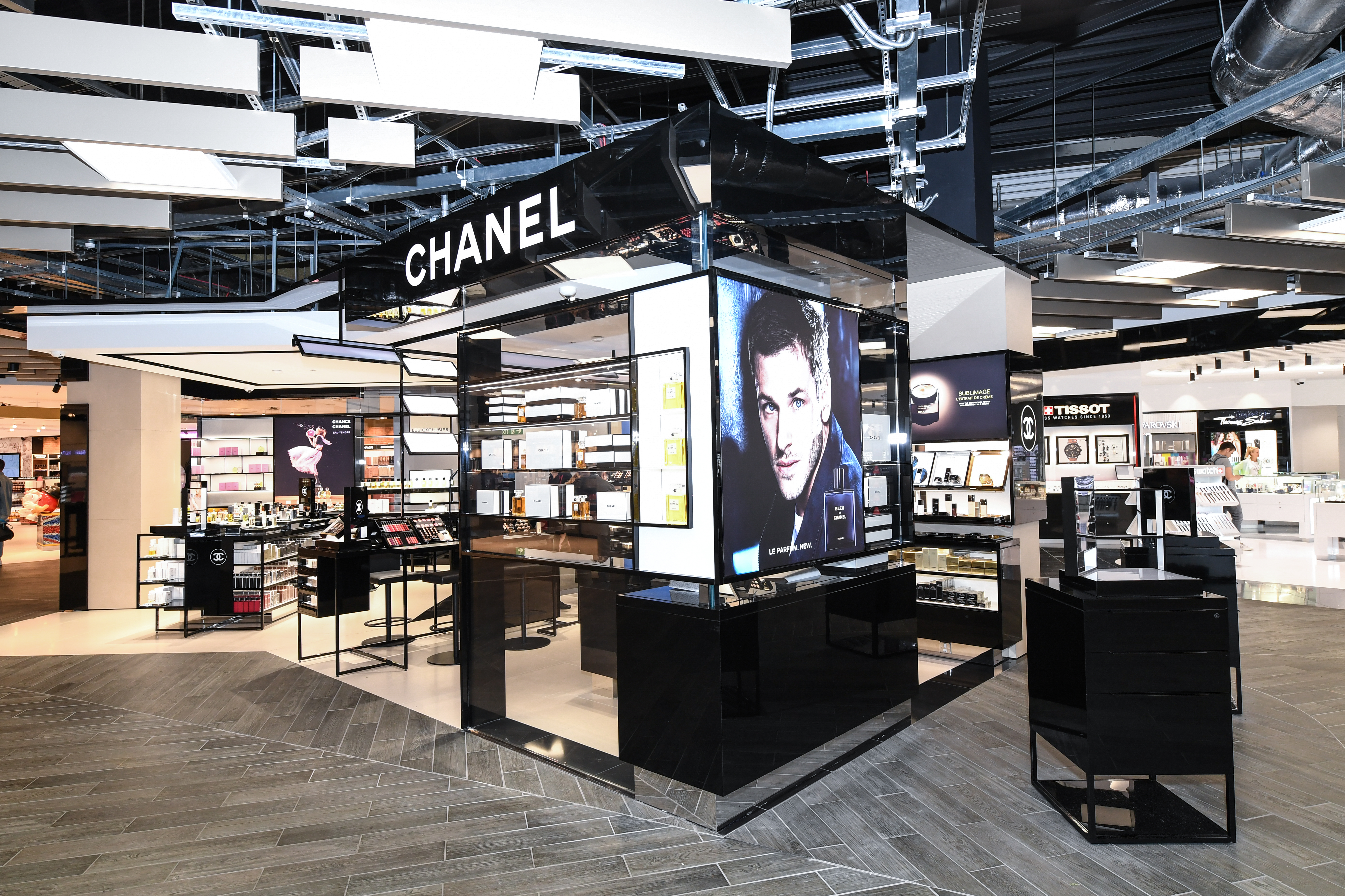 Lagardère Travel Retail Opens New Concept Chanel Boutique At Lagardère Travel Retail Opens New