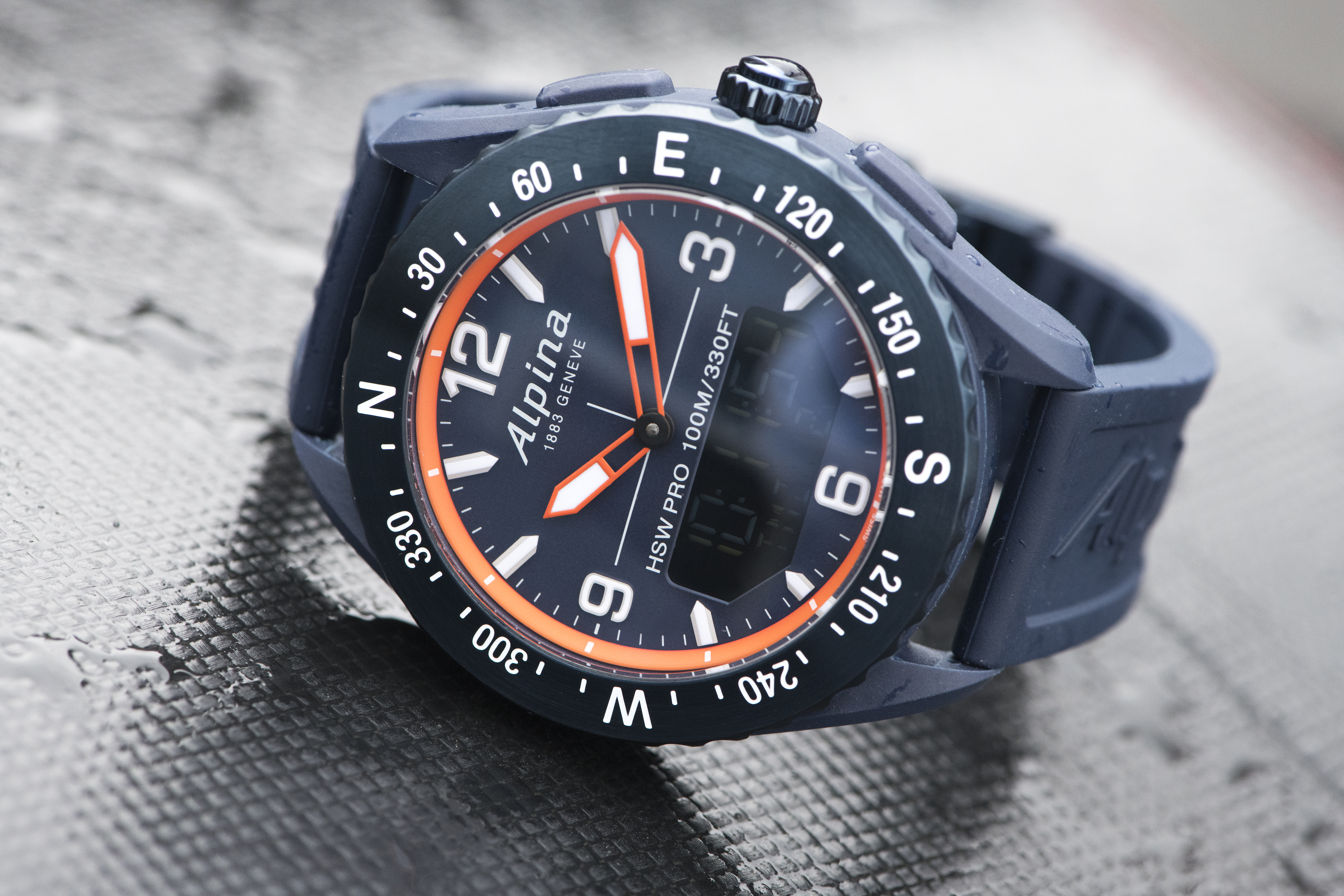 swiss smartwatch 2018