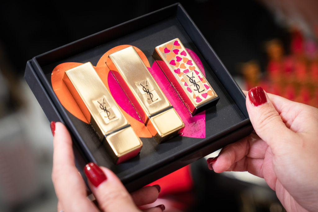 ysl lipstick pod gadget