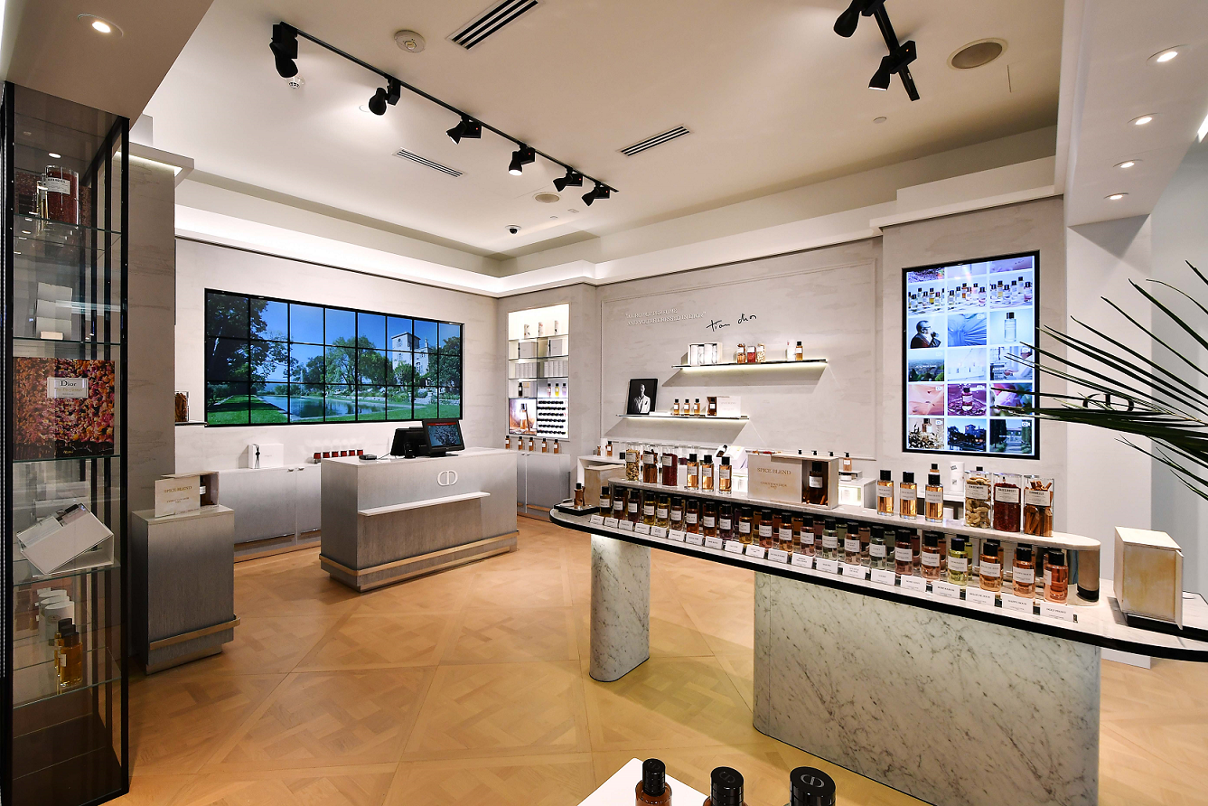 Dubai Duty Free opens first Maison Christian Dior boutique at DXB - The Moodie Davitt Report -The Moodie Davitt Report
