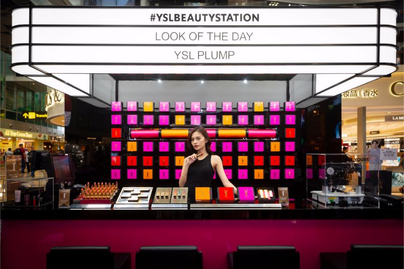 ysl lipstick machine