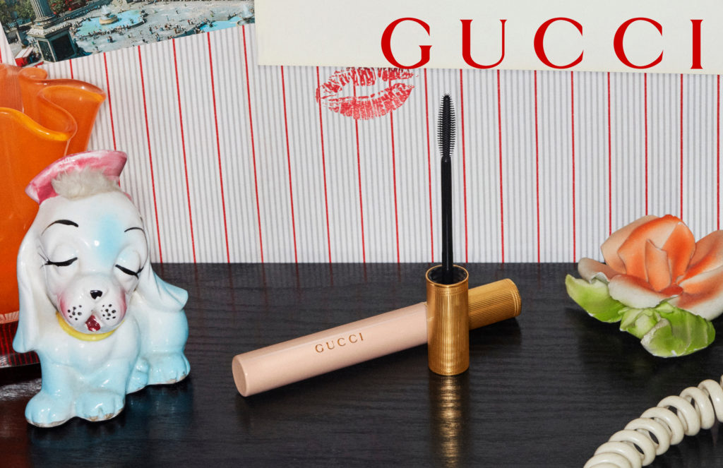 gucci beauty logo