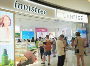 On Location With Globuy Shopping In Style At Cdf Mall In Sanya The Moodie Davitt Report The Moodie Davitt Report