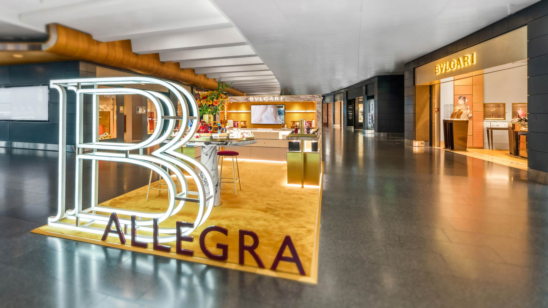 Love letter to Rome: Bulgari and Dufry unveil fragrance animation at Zürich Airport