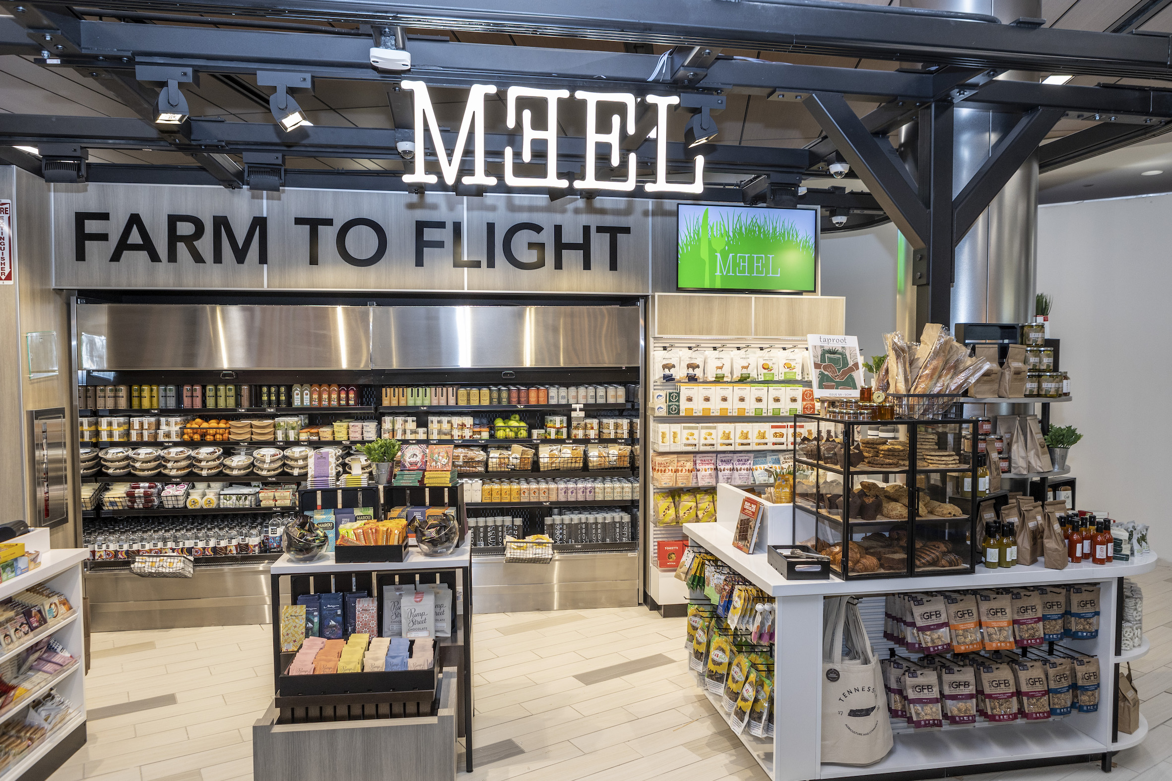 MEEL opens first store with Marshall Retail Group at Nashville Airport :  The Moodie Davitt Report -The Moodie Davitt Report