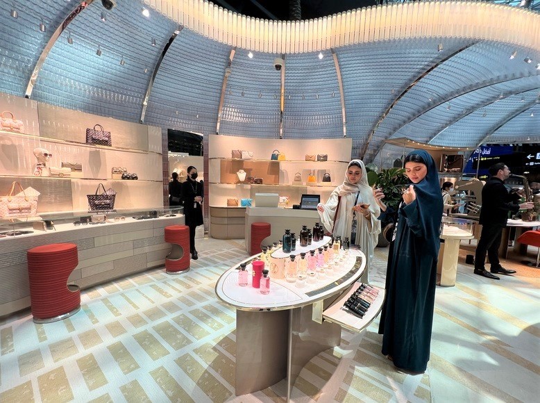 Louis Vuitton makes striking debut with Qatar Duty Free at Hamad ...