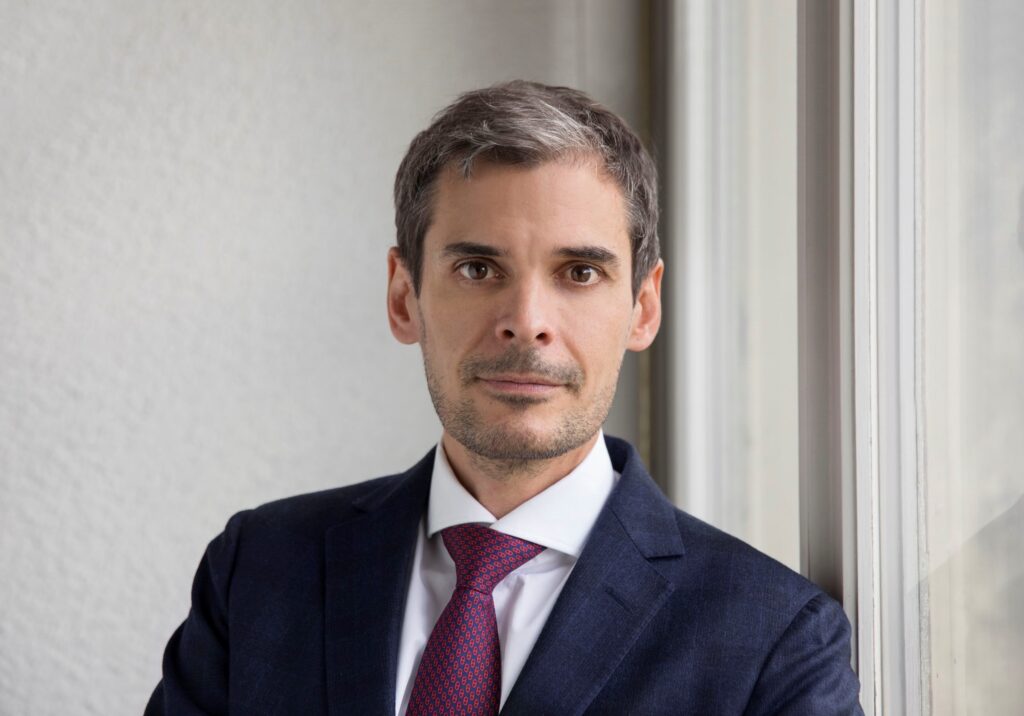 Victorinox and Lagardère team up for personalisation popup in Geneva